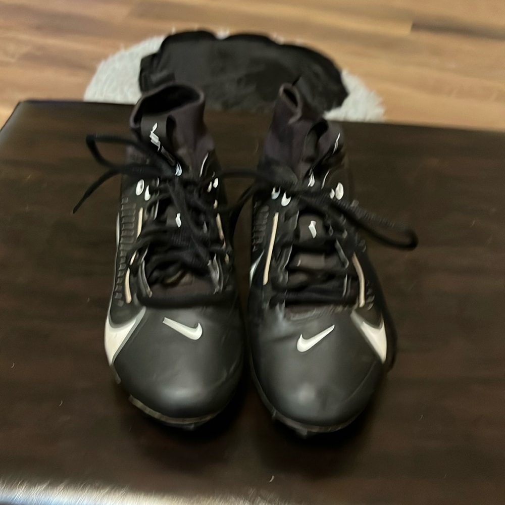 Size 7 Nike Vapor Football Cleats